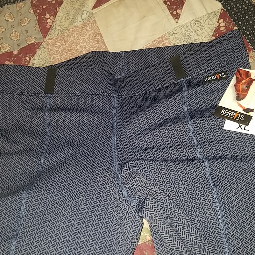 Brand new Kerrits Fleece Performance tight